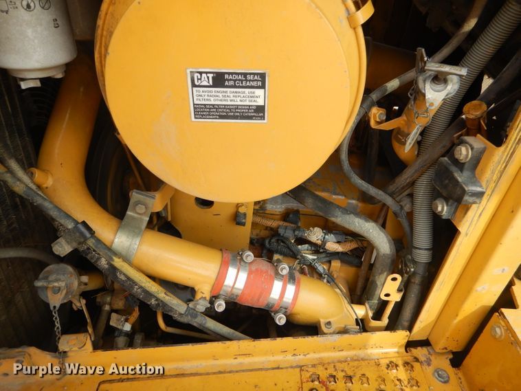 image for item GB9703 2005 Caterpillar D6R XW Series II dozer