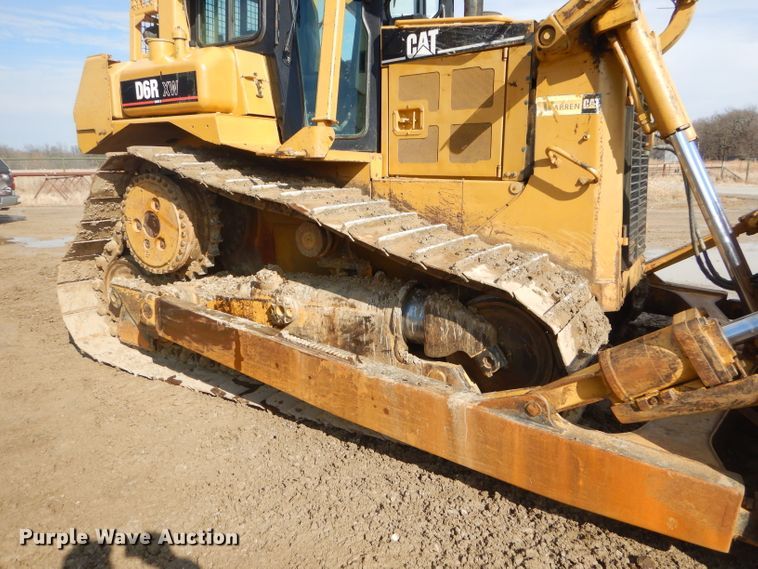 image for item GB9703 2005 Caterpillar D6R XW Series II dozer