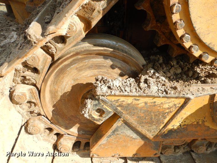 image for item GB9703 2005 Caterpillar D6R XW Series II dozer