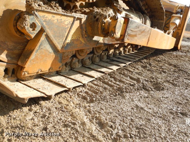 image for item GB9703 2005 Caterpillar D6R XW Series II dozer