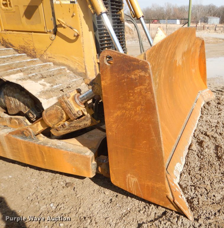 image for item GB9703 2005 Caterpillar D6R XW Series II dozer