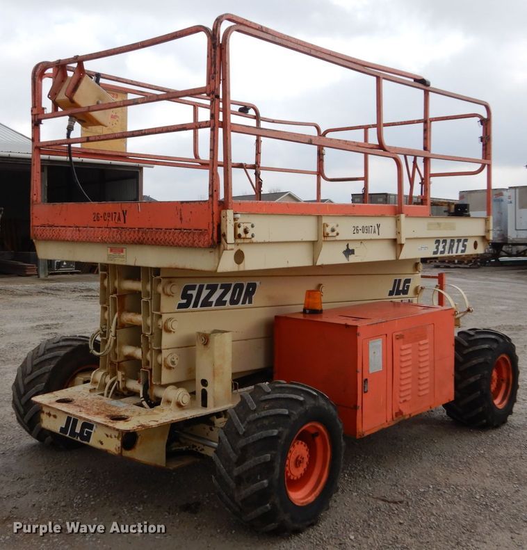 image for item GC9481 JLG 33RTS scissor lift