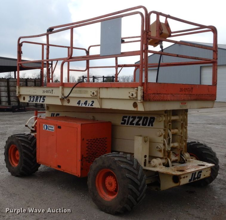 image for item GC9481 JLG 33RTS scissor lift