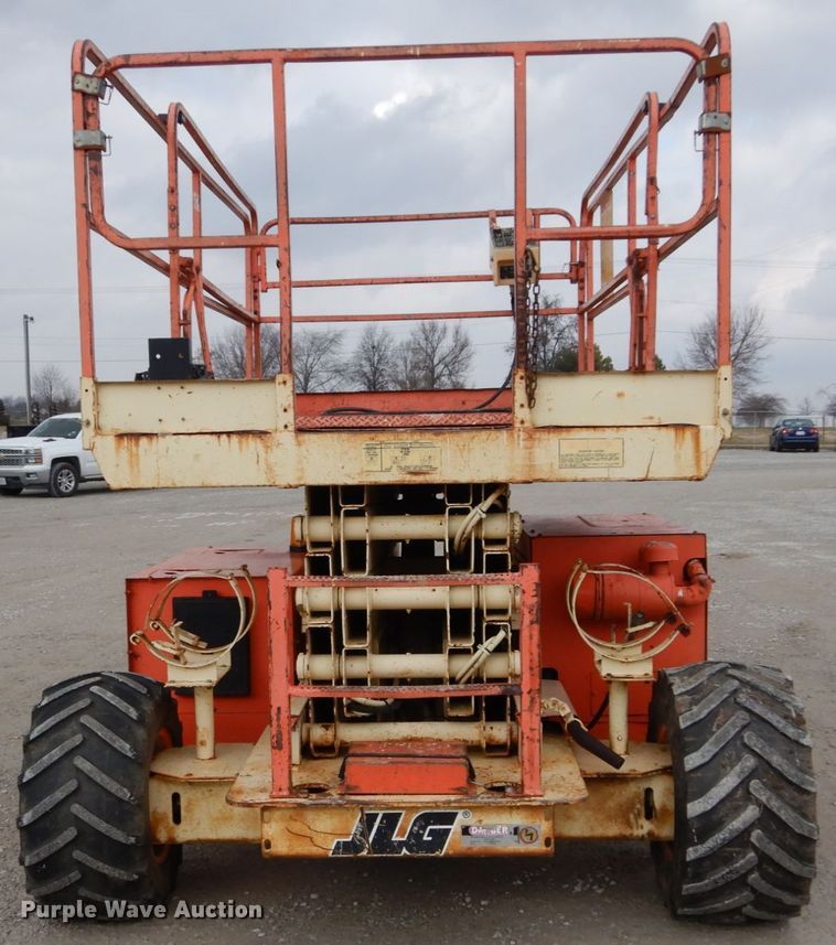 image for item GC9481 JLG 33RTS scissor lift