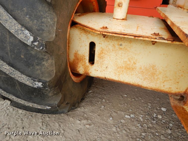 image for item GC9481 JLG 33RTS scissor lift