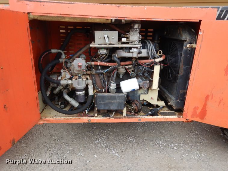 image for item GC9481 JLG 33RTS scissor lift