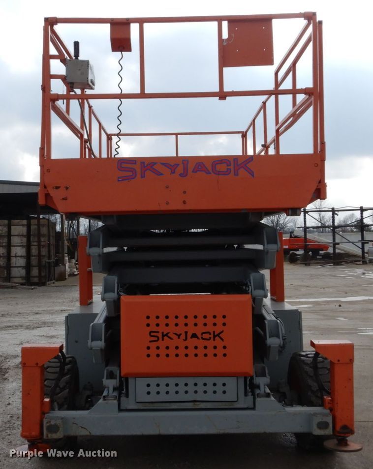 image for item GC9482 1998 Sky Jack SJ9250 1000 Series scissor lift
