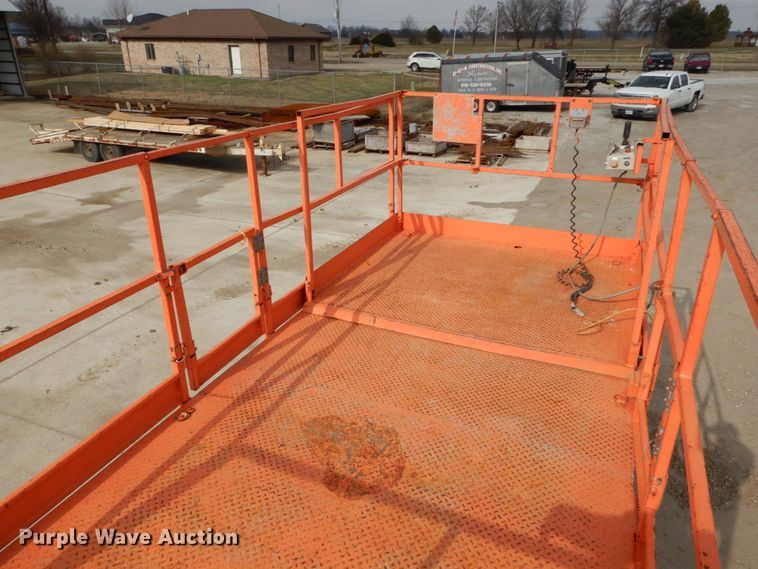 image for item GC9482 1998 Sky Jack SJ9250 1000 Series scissor lift