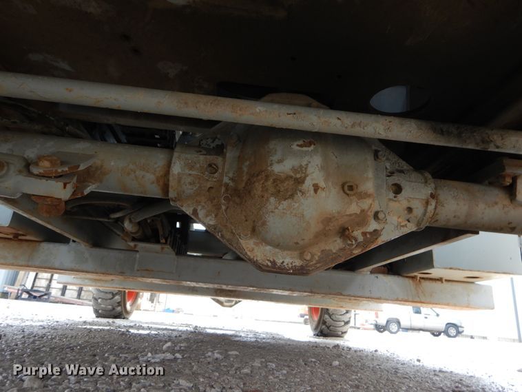 image for item GC9482 1998 Sky Jack SJ9250 1000 Series scissor lift