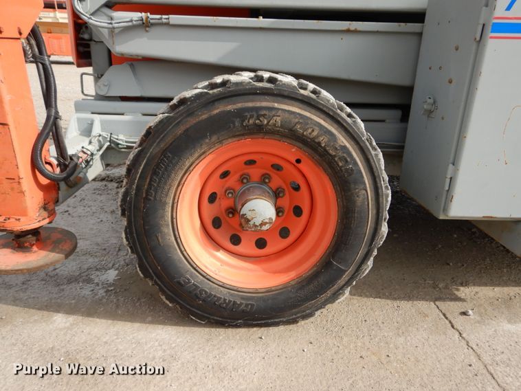 image for item GC9482 1998 Sky Jack SJ9250 1000 Series scissor lift