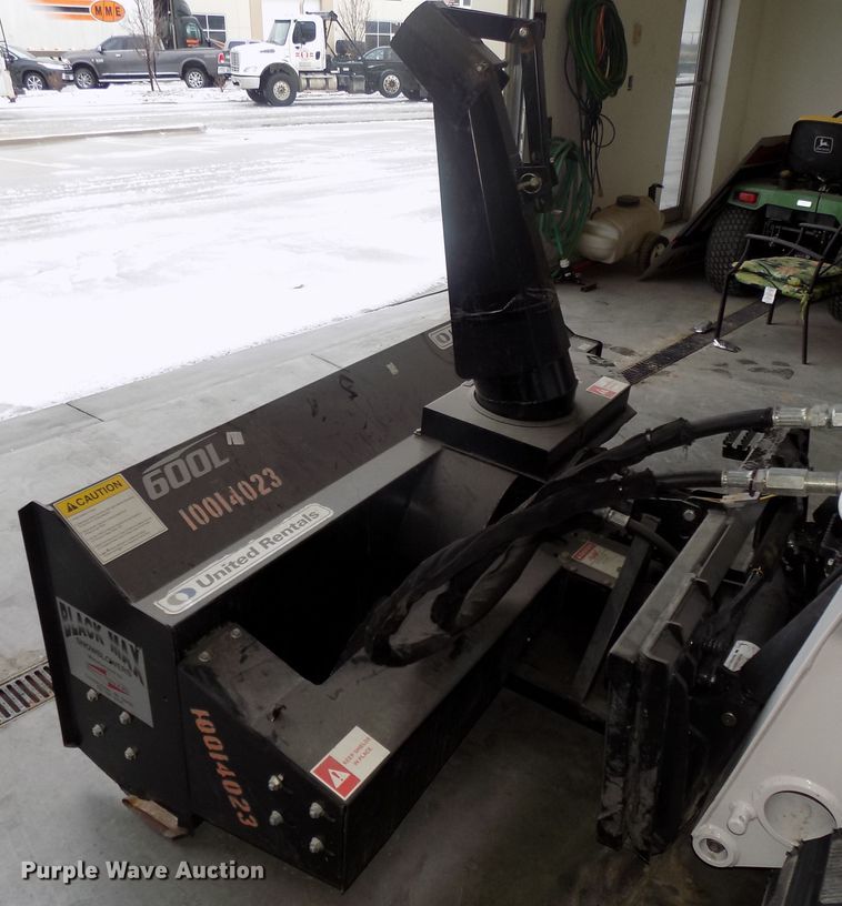 image for item H1252 Sheyene Tooling Black Max 600L skid steer snow blower