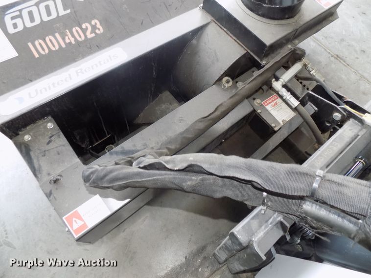 image for item H1252 Sheyene Tooling Black Max 600L skid steer snow blower