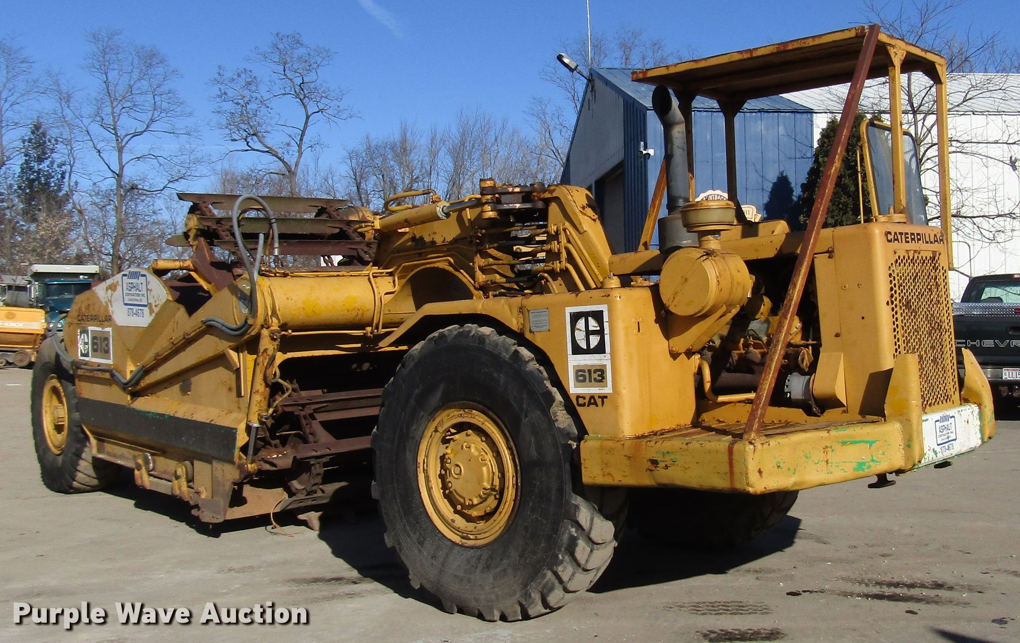 1970 Caterpillar 613 elevating scraper | Item DH8347 | 2 ...