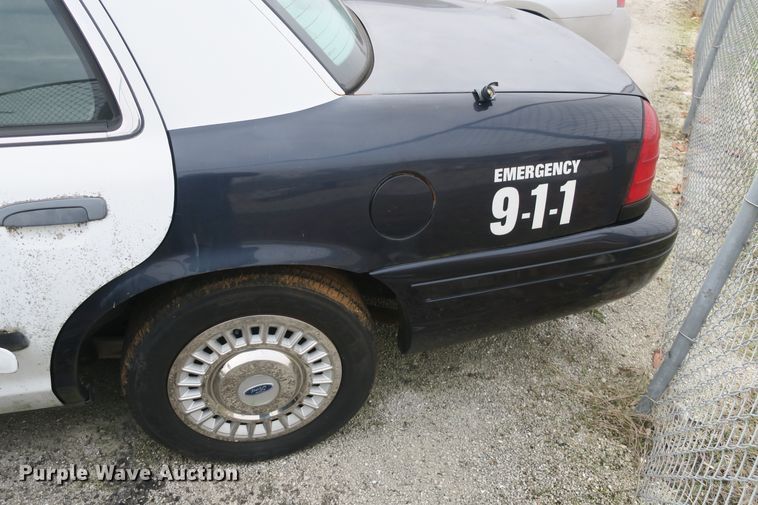 image for item DB10059 2002 Ford Crown Victoria Police Interceptor