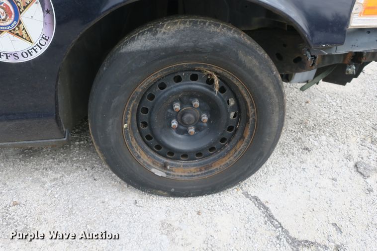 image for item DB10059 2002 Ford Crown Victoria Police Interceptor