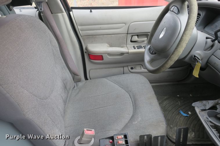 image for item DB10060 2002 Ford Crown Victoria Police Interceptor