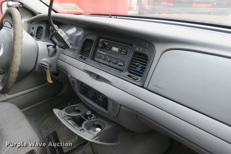 image for item DB10060 2002 Ford Crown Victoria Police Interceptor