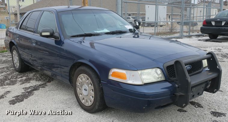 image for item DB10061 2005 Ford Crown Victoria Police Interceptor