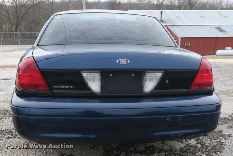 image for item DB10061 2005 Ford Crown Victoria Police Interceptor