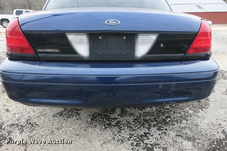image for item DB10061 2005 Ford Crown Victoria Police Interceptor