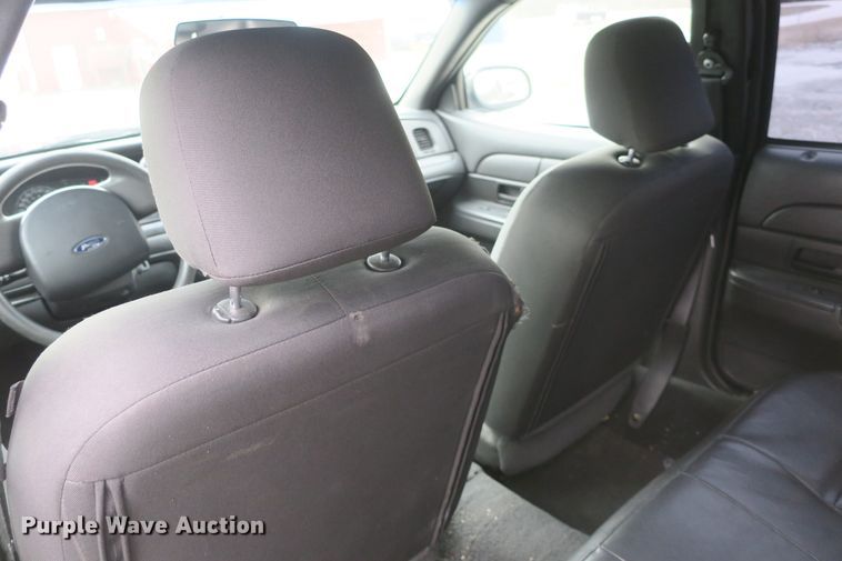 image for item DB10061 2005 Ford Crown Victoria Police Interceptor