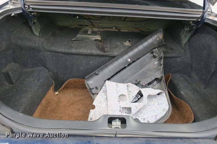 image for item DB10061 2005 Ford Crown Victoria Police Interceptor