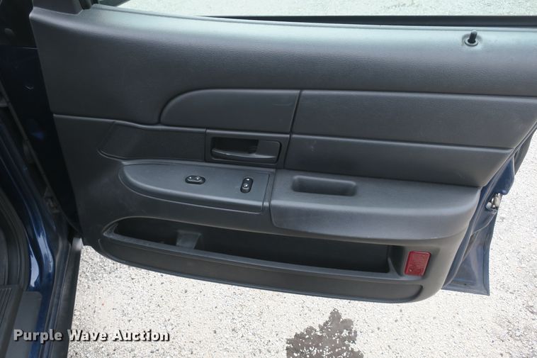 image for item DB10061 2005 Ford Crown Victoria Police Interceptor