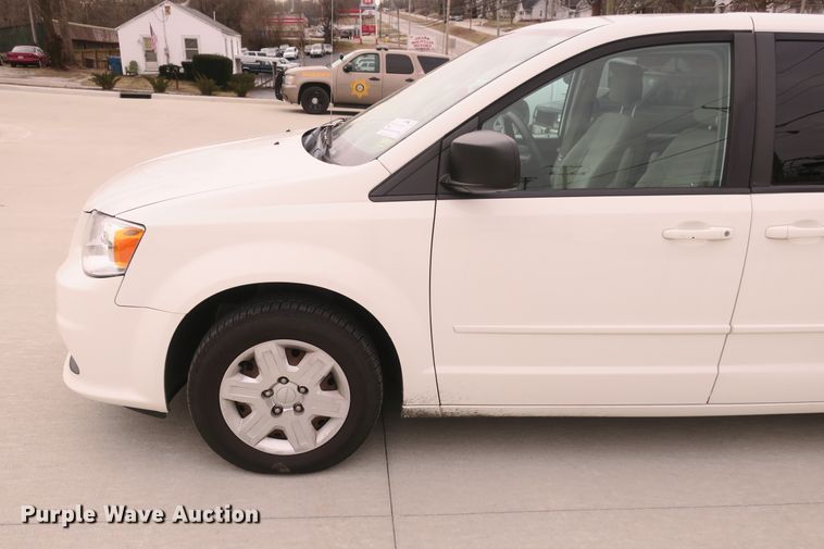 image for item DB10064 2012 Dodge Grand Caravan van
