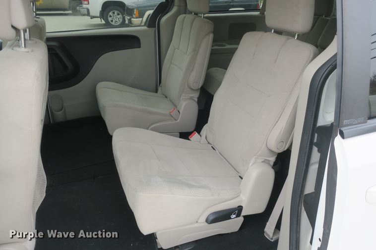 image for item DB10064 2012 Dodge Grand Caravan van