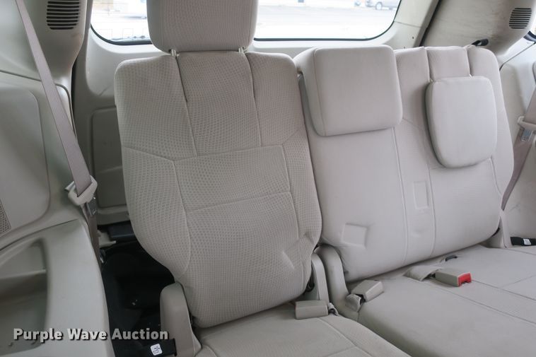 image for item DB10064 2012 Dodge Grand Caravan van