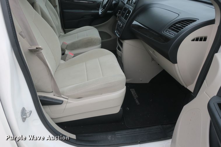 image for item DB10064 2012 Dodge Grand Caravan van