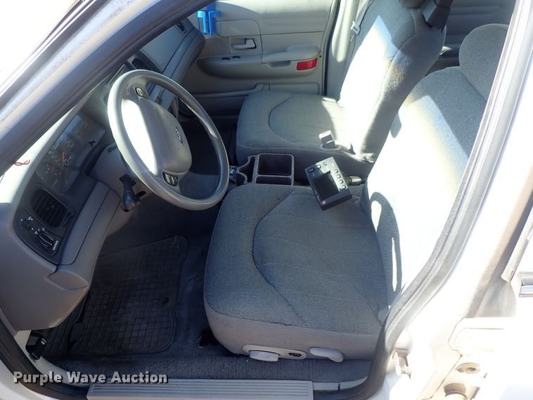 image for item DC3336 2001 Ford Crown Victoria Police Interceptor