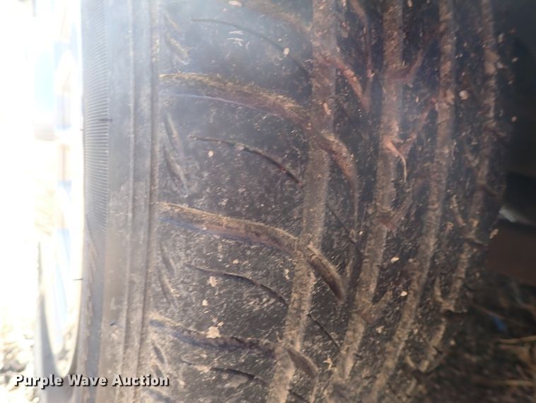 image for item DC3336 2001 Ford Crown Victoria Police Interceptor