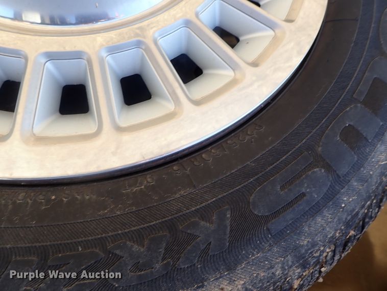 image for item DC3336 2001 Ford Crown Victoria Police Interceptor