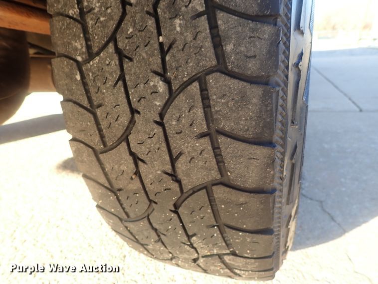 image for item DC3340 1998 Ford Club Wagon van