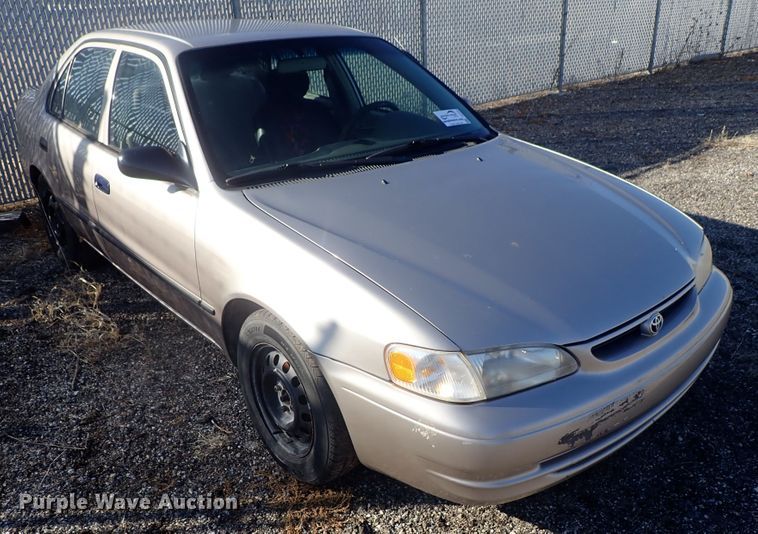 image for item DC3354 1999 Toyota Corolla