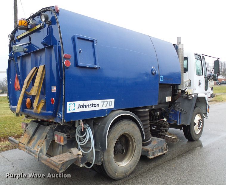 image for item DD1996 2003 Freightliner FC70 street sweeper truck