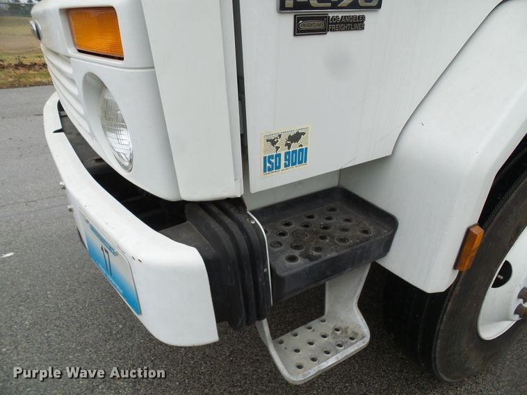 image for item DD1996 2003 Freightliner FC70 street sweeper truck