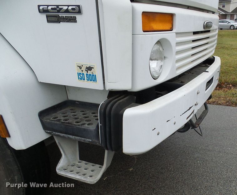 image for item DD1996 2003 Freightliner FC70 street sweeper truck