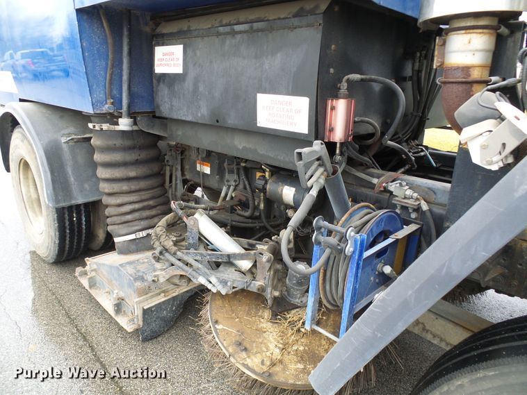 image for item DD1996 2003 Freightliner FC70 street sweeper truck