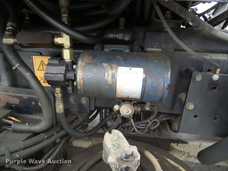 image for item DD1996 2003 Freightliner FC70 street sweeper truck