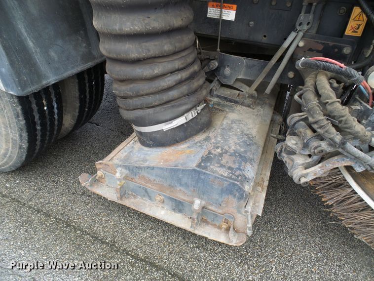 image for item DD1996 2003 Freightliner FC70 street sweeper truck