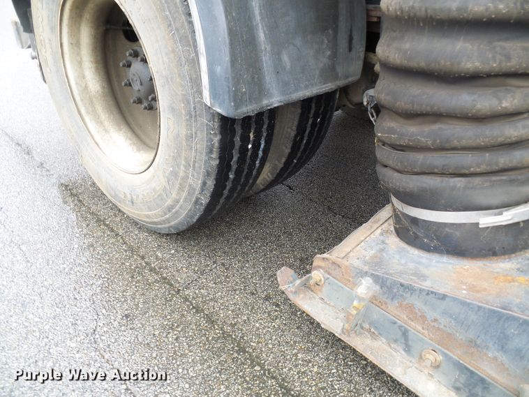 image for item DD1996 2003 Freightliner FC70 street sweeper truck