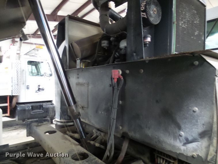 image for item DD1996 2003 Freightliner FC70 street sweeper truck