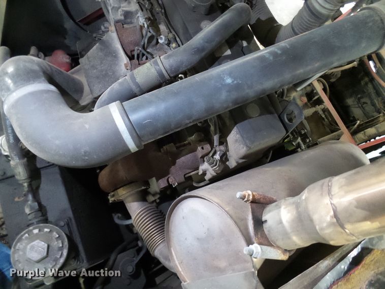 image for item DD1996 2003 Freightliner FC70 street sweeper truck