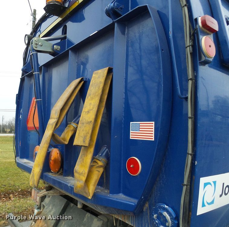 image for item DD1996 2003 Freightliner FC70 street sweeper truck