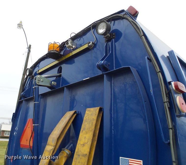 image for item DD1996 2003 Freightliner FC70 street sweeper truck