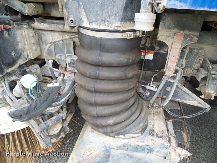 image for item DD1996 2003 Freightliner FC70 street sweeper truck