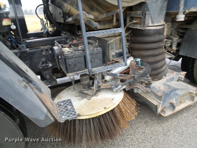 image for item DD1996 2003 Freightliner FC70 street sweeper truck