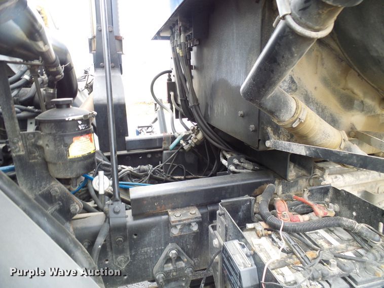 image for item DD1996 2003 Freightliner FC70 street sweeper truck